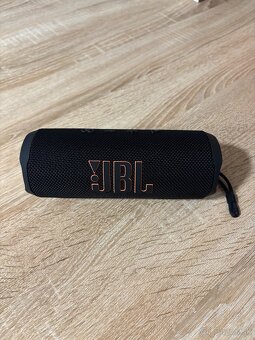 Prenosný reproduktor JBL Flip 6 - 2
