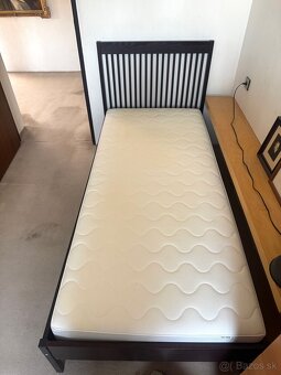 Predám posteľ z IKEA zánovná - 2