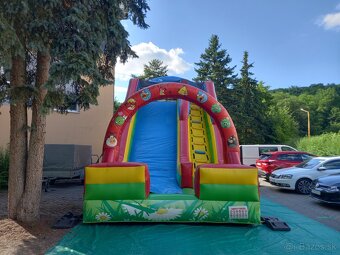 Nafukovacia šmýkalka 8x4m, nafukovací hrad, skákací hrad - 2