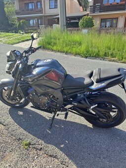 Predám Yamaha fz8,r.v.2016 - 2