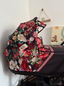 Vanička cybex priam 4.0 spring blossom dark - 2