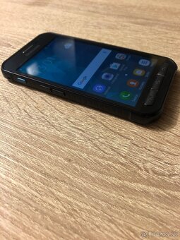 Samsung Galaxy Xcover 3 / 8GB odolný - 2