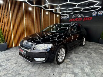 Škoda Octavia Combi 2.0 TDI Ambition DSG - 2
