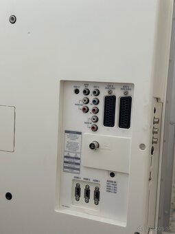 Philips LCD TV - 2