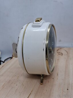 Predám funkčný budík JUNGHANS Bivox 20€ - 2