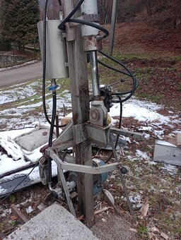 Štiepačka na drevo - 2