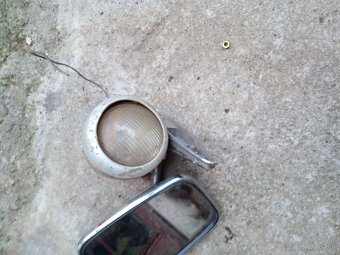 Na veterána spätné zrkadlo - 2