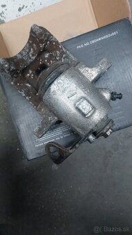 Na VW Golf 4 brzdový stmeň - 2