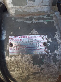 Prevodovka z motorom - 2