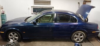 Rozpredám Jaguar S-type 3.0 V6 rok 2000 - 2
