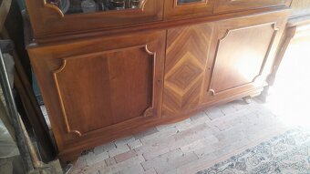 Starožitná vitrína 1500eur - 2
