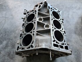 V6 blok na výrobu stola - Alfa Romeo Brera/159 - 2