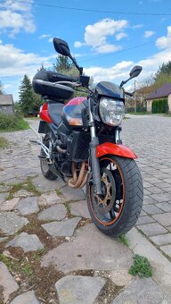 Suzuki GSR 600 - 2
