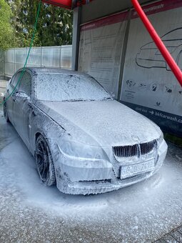 BMW e90 2L nafta - 2