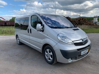 Opel Vivaro 2.5 CDTI - 2
