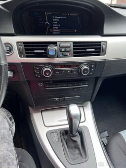 BMW 320i e91 - 2