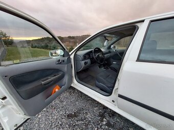 Škoda Octavia 1.6 SR - 2