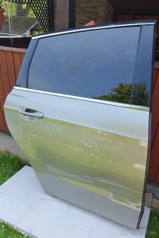 Pravé zadné dvere Ford S-Max II MK2 - 2