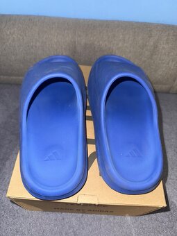 Yeezy slide - 2