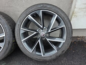 Letne kolesa Skoda Superb 5x112 r19 Skoda Vega 225/40 r19 - 2