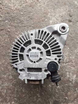 Subaru Forester Legacy 2.0 Diesel alternator - 2