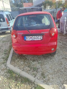 Chevrolet Spark - 2