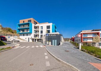 -NÁJOM, praktické garážové státie v unikátnej - Grand Koliba - 2