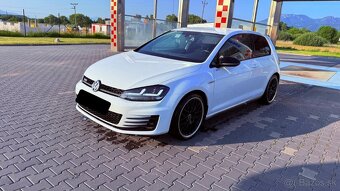 Volkswagen golf VII GTD 2.0 tdi 135 kW - 2