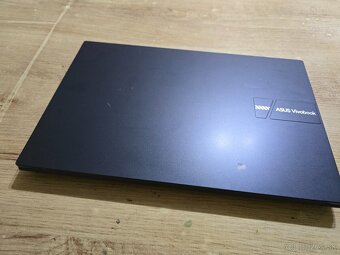 Asus Vivobook 15 model 2024 s 8 gb ram intel i3 procesorom 1 - 2