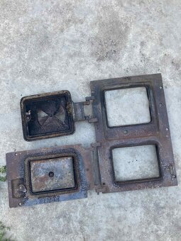 Liatinové dvierka na pec - 2