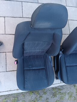 Sedadlá peugeot   207 sw - 2