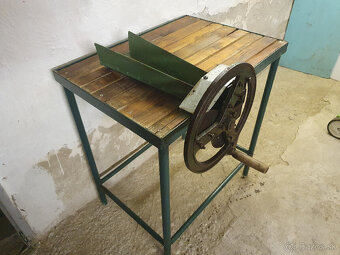 Mlynček na ovocie,sečkáreň,čerpadlo - 2