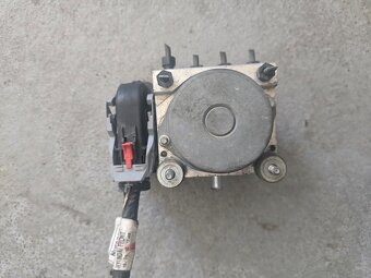 ABS kocka Hyundai i20 1.2 0265237019 - 2