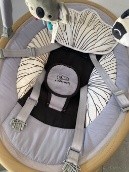 KINDERKRAFT - Detská vibrujúca hojdačka s melódiou - 2