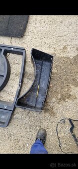 Predám dvojité dno do kufra golf 4 combi - 2