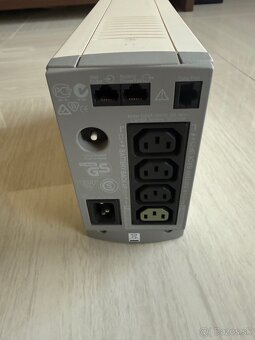 APC Back-UPS CS 350I bez baterie - 2