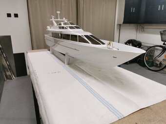 RC YACHTA - 2