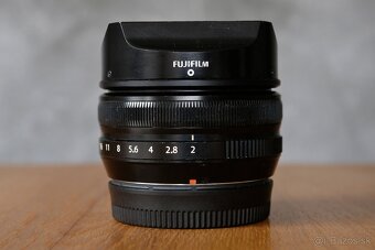 Predám objektív Fujifilm XF 18mm f/2 R - 2