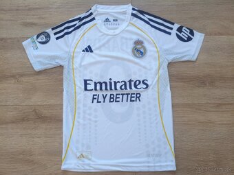 Detský futbalový set Mbappe Real Madrid - NOVÝ 2025/2026 - 2