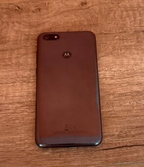 Motorola moto e6 - 2
