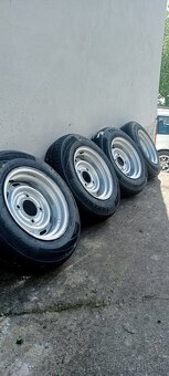 Predám škoda 125 motor je tam 136 favorit - 2