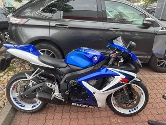 Suzuki GSXR 600 - 2