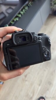 Canon R10  + obj 16. f2.8 - 2