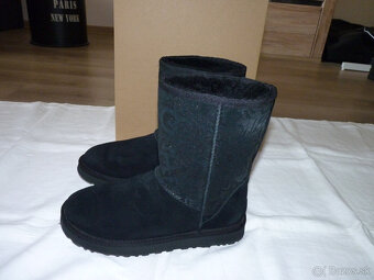 Pekné Uggy-limitovana kolekcia - 2