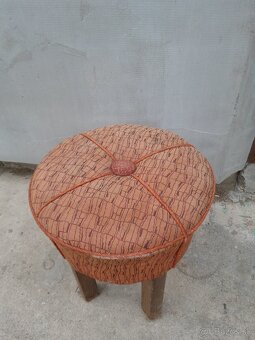 Predám okrúhlu taburetku - 2