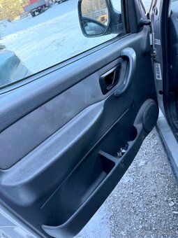 Predám na diely - 2