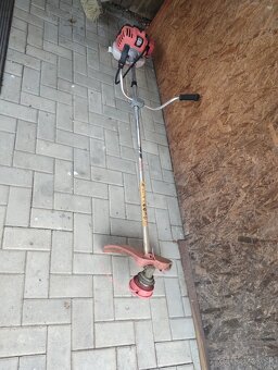 Strunova kosačka / krovinorez - 2