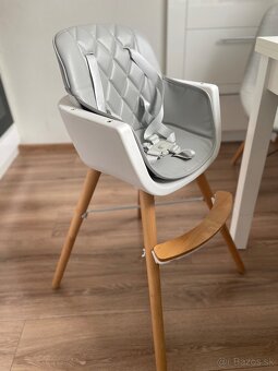 Stolička na kŕmenie 2v1 - 2