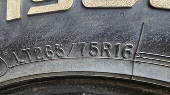 265/ 75 R16 cooper discoverer stt - 2