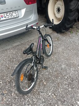 HT - 2